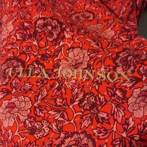 Ulla Johnson Oversize Duster Bag 27 x 29.5", Laundry Bag Red Floral Gold Logo VG - Picture 4 of 7