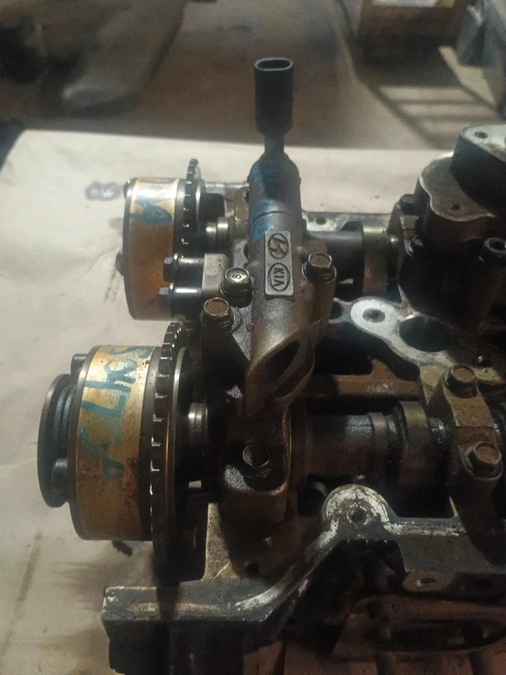 KIA SORENTO SANTA FE 010-012 2011-2013 culata derecha 3,5 L OEM Foto 3 de 4