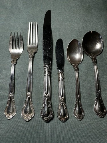 Chantilly Sterling Silver Gorham  6 piece place setting - no monogram