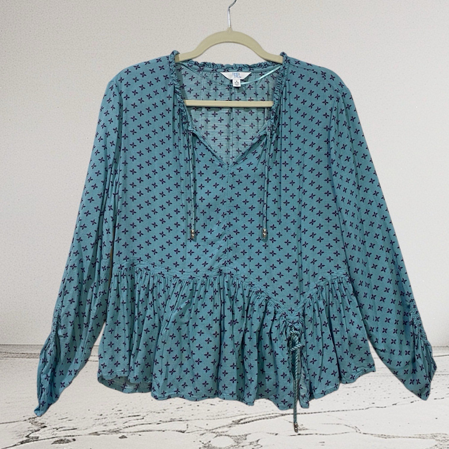 Time And Tru Women’s Small Boho Summer Blue Peasant Top with Ruched Sleeves and Tie Hem