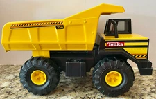 2012 Hasbro TONKA 354 XMB-975 Classic Metal Pressed Steel Lg Yellow Dump Truck