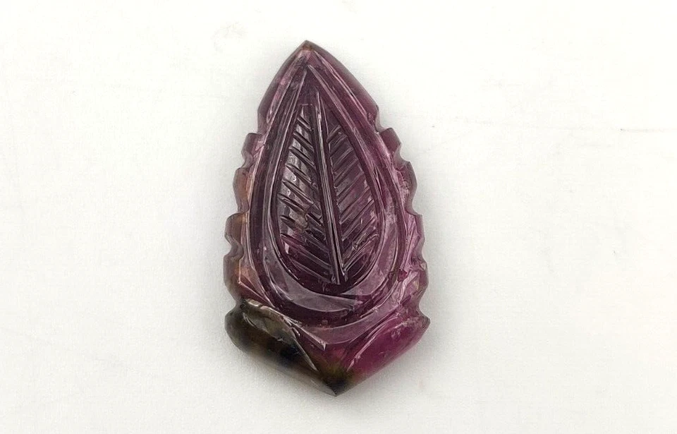 19 Carat Natural Tourmaline Bi Color Carving Gemstone S38 - Image 3 of 4