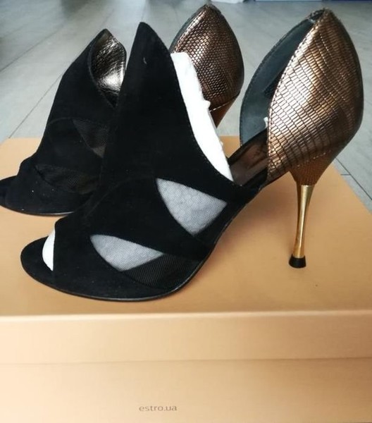 Women Unisa Heels Black Suede 37