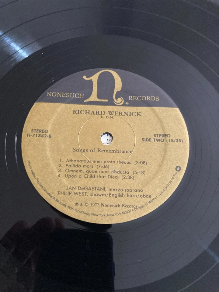 Davies: Dark Angels, Wernick: Songs Of Remembrance, Nonesuch H-71342, 1977, EX - Image 4 of 4