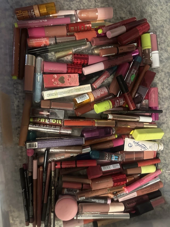 Высококачественная и смешанная косметика - Изображение 2 из 4