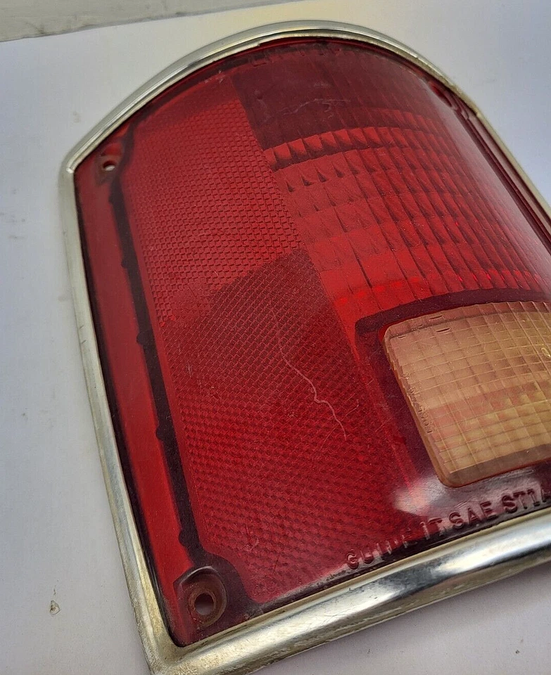 Chevrolet GMC Pickup Suburban Blazer 1973 1987 K5 C10 C20 lámpara trasera guía de lente izquierda Foto 4 de 4