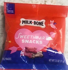 Milk/Bone Limited Edition Sweetheart Mini Snacks for Dogs All Sizes. 2.5 Oz.