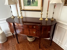 Johnson Handley Johnson sideboard - Flame mahogany inlaid bow front