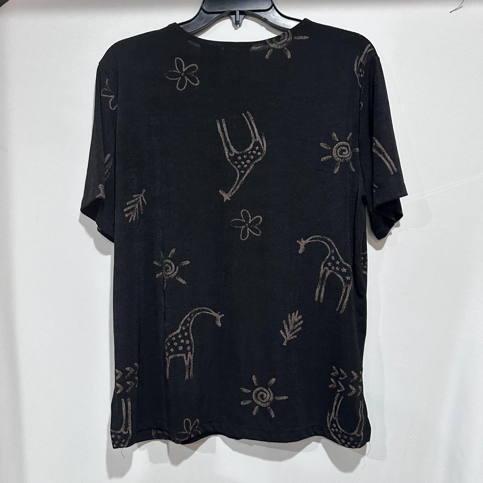 Camisa Liz Baker Mujer Pequeña Grande Negra Estampado de Jirafa Manga Corta Top MANCHA Foto 2 de 4