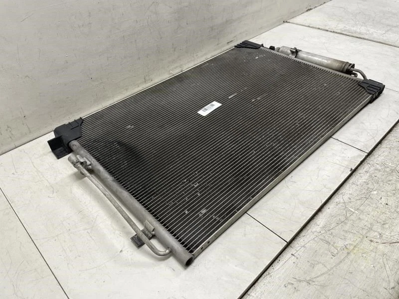 2009 NISSAN MURANO SL A/C CONDENSER Fits 11-17 QUEST OEM+ - Imagem 3 de 4