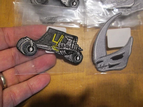 FUNKO POP PATCH STAR WARS THE MANDALORIAN 2 MUDHORN & RAZOR CREST IRON GAMESTOP