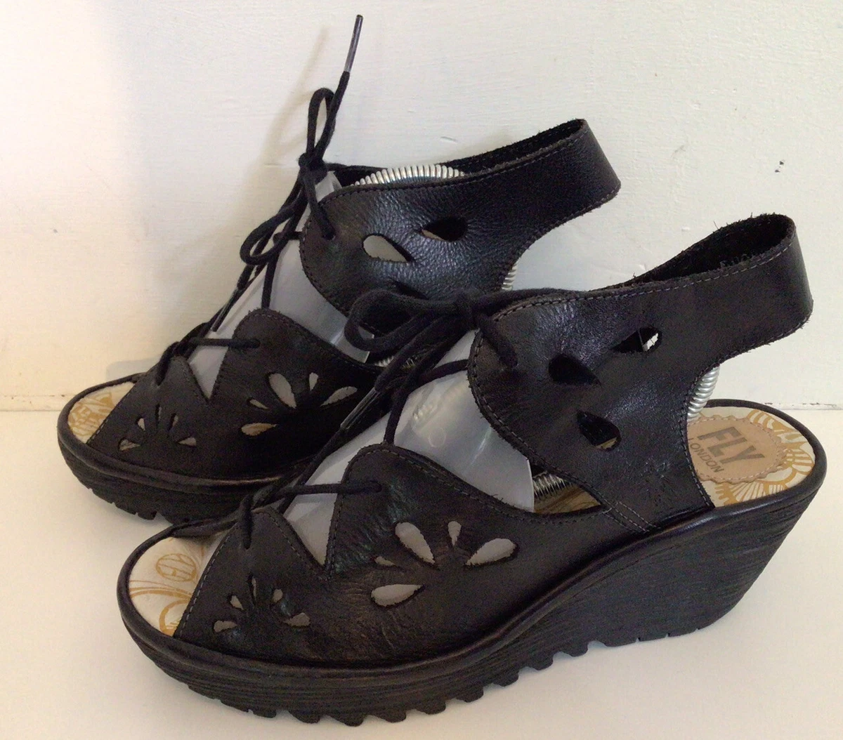 FLY LONDON Women s Black Yote wedge sandals UK SIZE 6 39