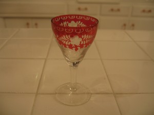 Nice-Vintage-Bohemian-Czech-Glass-Etched-Cranberry-Ruby-Red-Cordial-Stem-Goblet