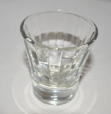 Crown Royal Schnapsglas - Vintage ''Blockoptik'' Kunstglas - Deko USA GC