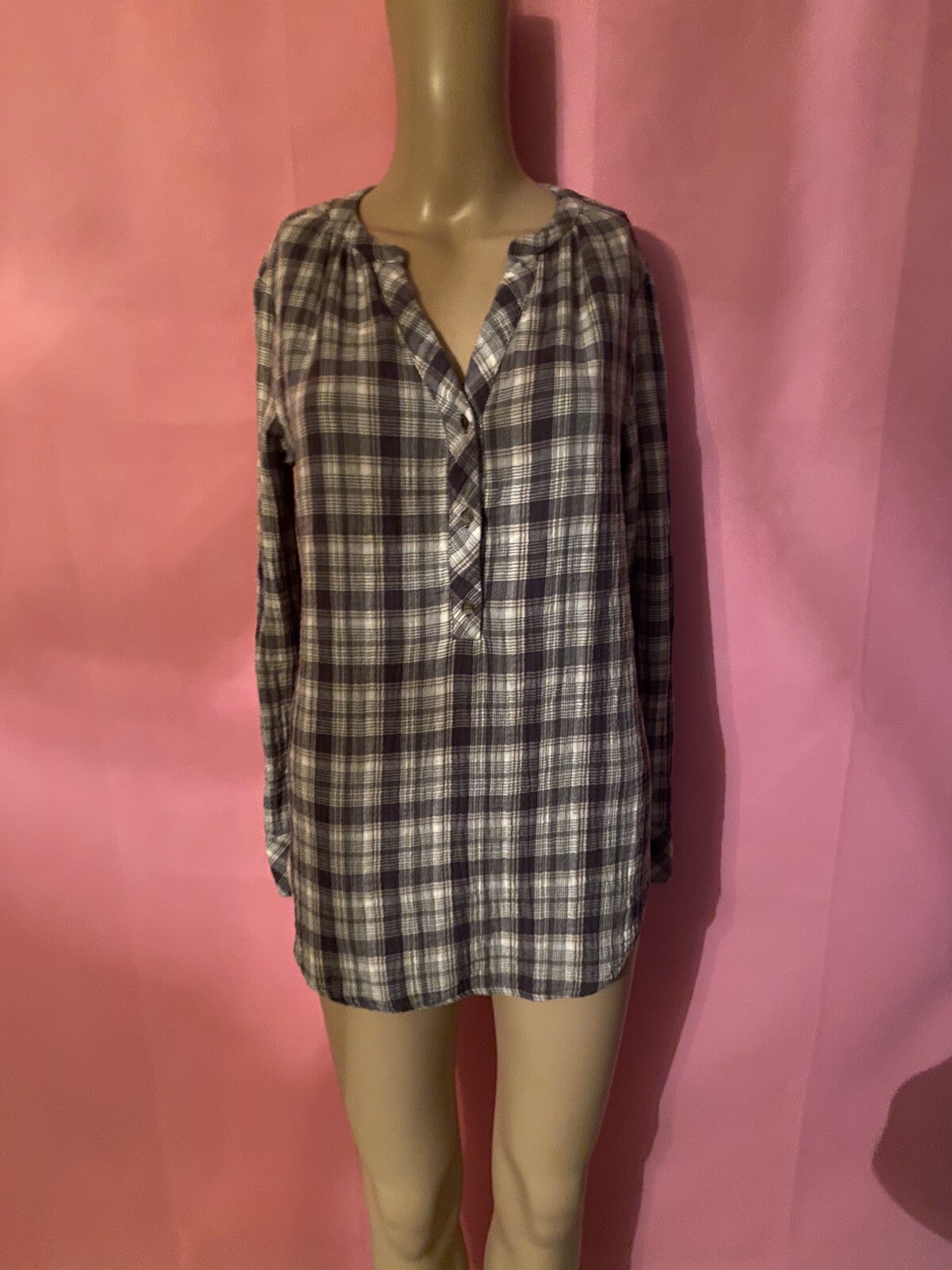 universal thread goods co. Multicolored plaid vne… - image 1