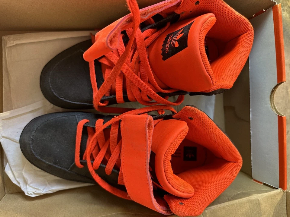 Raras Adidas Varial Zapatillas Para Hombre Talla Mediana 10.5 Negro/Naranja D68666 Foto 3 de 4