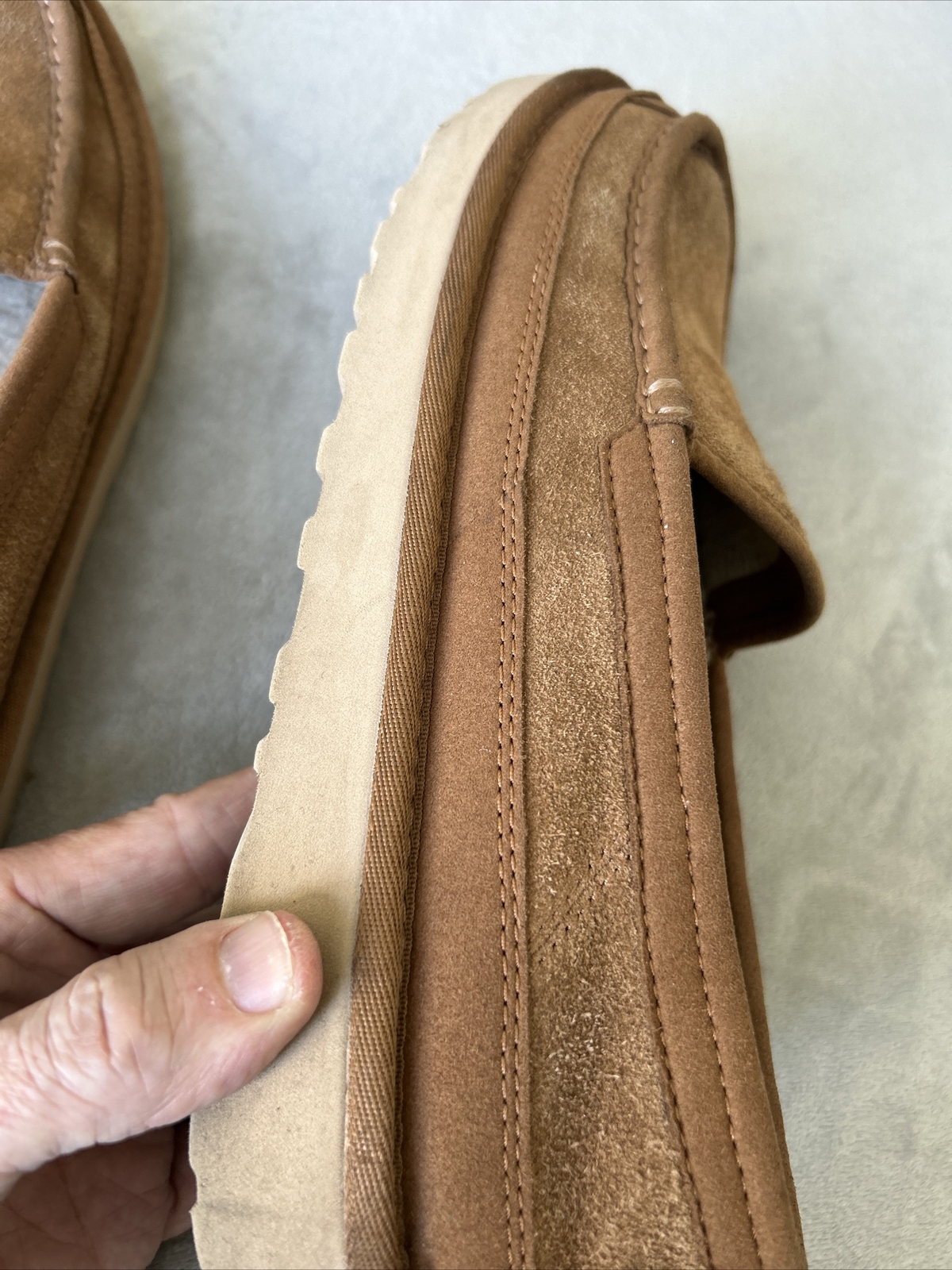 UGG 1103901 Dex Mens Size 9 Brown Suede Wool Lined Slipper Loafers