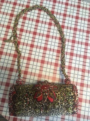 Mary Frances beaded floral handbag crossbody hard body snap