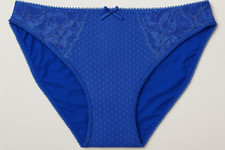 E et D 60001 Lace Bikini Briefs Mid Rise Soft Stretch Diamond Mesh Floral 10-18