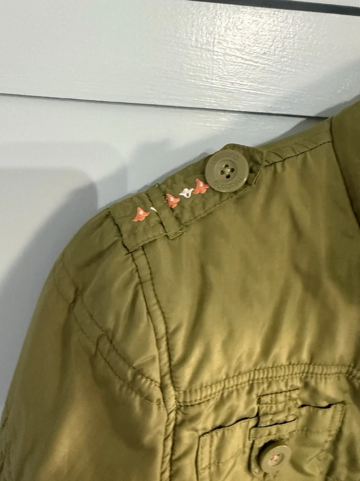 Billabong Bomber Jacket  Full Zip, Army Green, Collared, Lined, Puffer Medium - Image 4 of 4