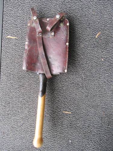 Feldspaten Schweiz ähnl. wie Wehrmacht 1939