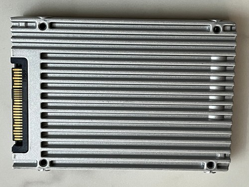 Intel SSD DC P3600 SSDPE2ME020T4 2TB PCI Express3.0 x4 2.5" U.2 NVMe MLC SSD - 第 7/8 張圖片