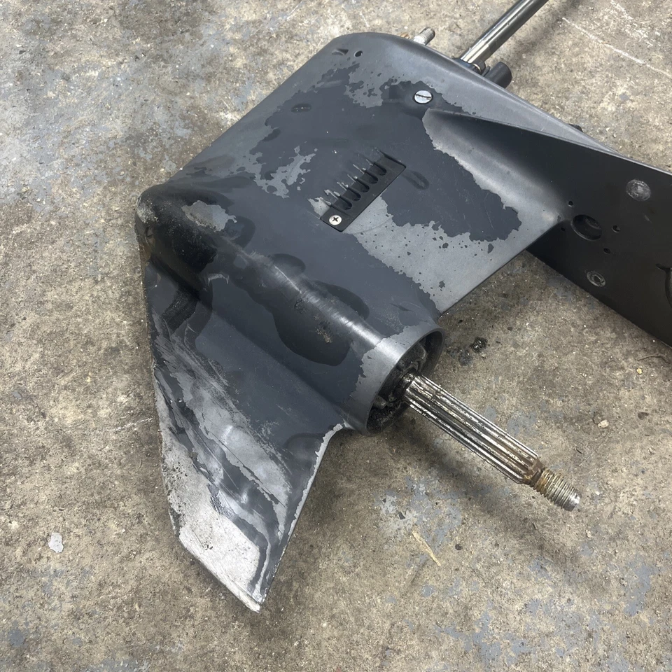 Mercury Mariner Marine 35-70 HP 1989-1997 Lower Unit Gearcase 20" 1643-9539A7 X - Image 4 of 4