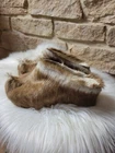 PAIR OF VINTAGE MOUNTAIN HOOVES SIZE 36... ❄️?