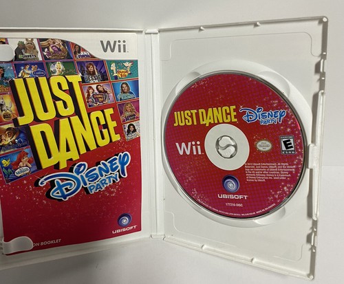 Wii Just Dance Disney Party E Ubisoft 2012 instruction booklet disc case - Picture 2 of 3