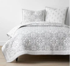 The Company Store Larkin Multicolored Floral King Cotton Quilt 108 in x 92 in