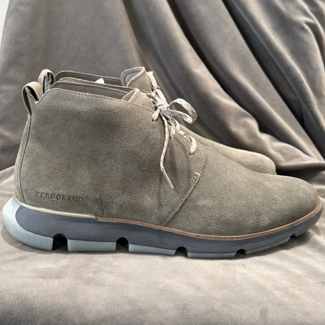 Cole Haan Gray Men display picture 2