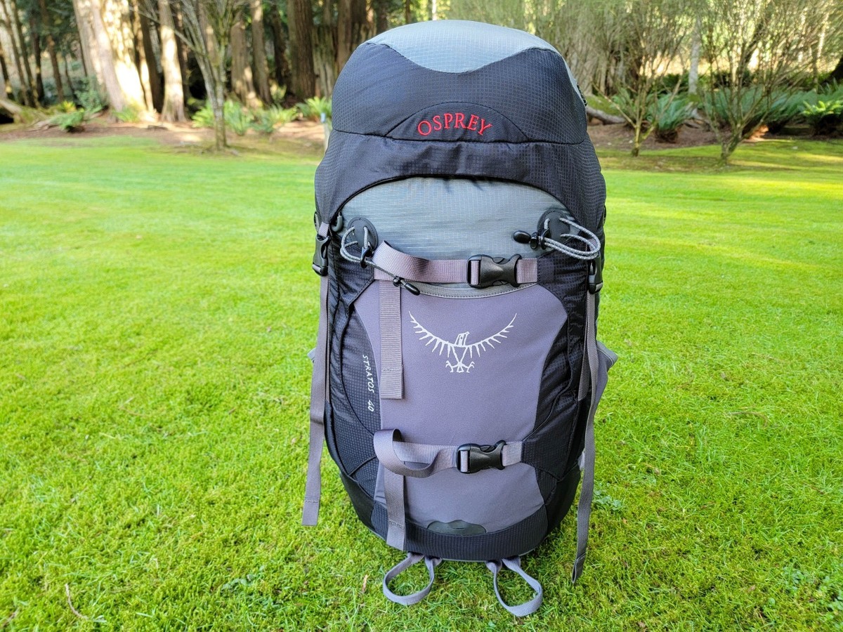 OSPREY 'Stratos 40' Black Gray Hiking Internal Frame Backpack ~ 2007 Model ~ Med | eBay OSPREY 'Stratos 40' Black Gray Hiking Internal Frame Backpack ~ 2007 Model ~ Med | eBay