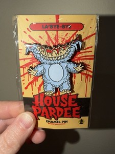 ALEX PARDEE LABUBU “LA’BYE-BYE” Pin Button Collectible SDCC 2025 Brand New Rare