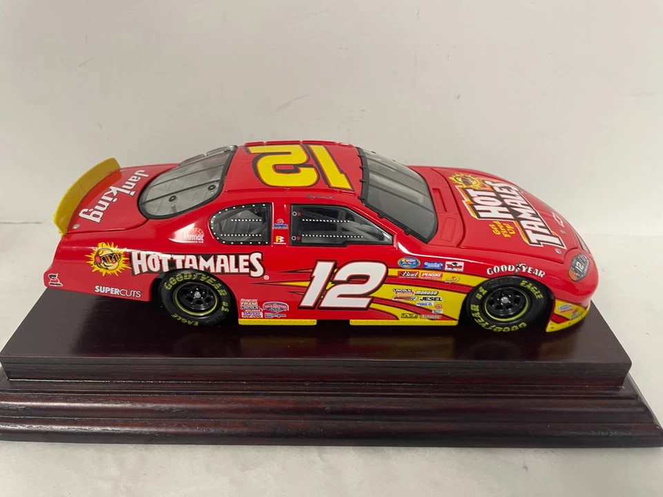 Kerry Earnhardt #12 Hot Tamales Monte Carlo 2003 acción 1:24 con estuche TPC como nuevo Foto 2 de 4