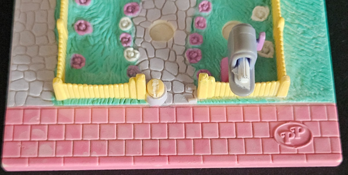 1993 Polly Pocket Polly's Cozy Cottage w/ 2 Figures Bluebird Toys Vintage - Picture 3 of 14