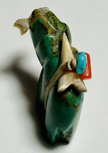 Native Zuni Carved Malachite Stone Bear Fetish Abalone Fish By Jeffery Eriacho - Picture 13 of 15