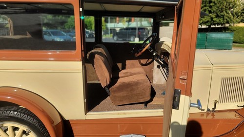 1926 Buick Sedan 1926 BUICK 2 DOOR SEDAN / RESTORED - Picture 17 of 24