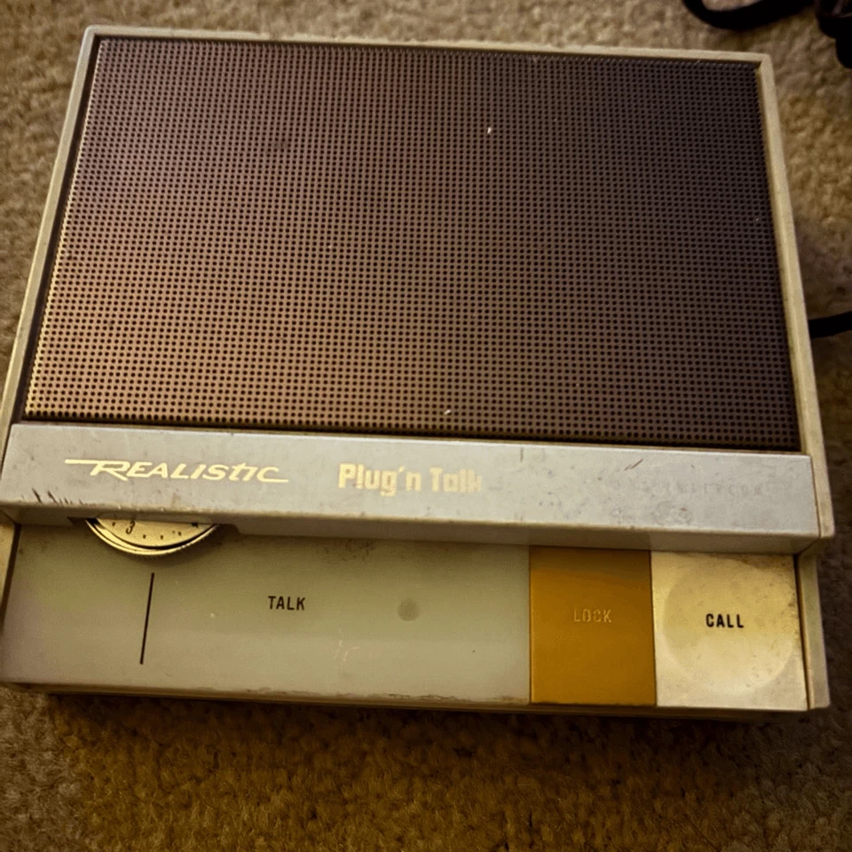 Realistic Plug n Talk FM Wireless Intercom Model 43-209 - Image 2 of 4