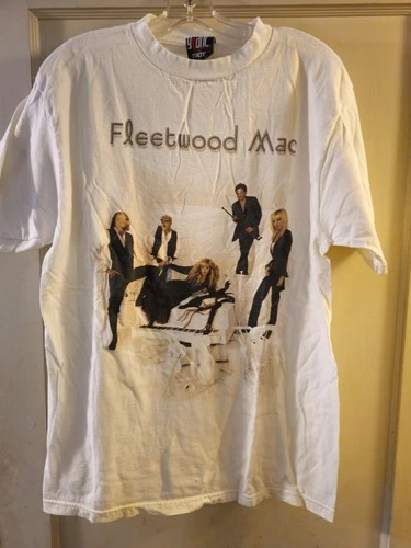 Rock T Shirt, Fleetwood Mac The Dance Tour Un 1990s vintage concert t-shirt, vintage, single stitch, B+ condition