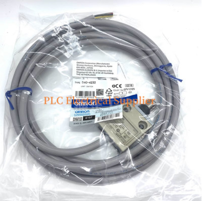 1PCS Omron PLC D4C-1521 D4C-1531 D4C-1532 D4C-3332 D4C-4232 D4C-4233 Module