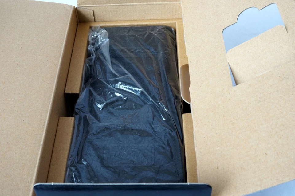 Nikon SB-900 AF Speedlight Flash for Nikon Digital SLR Cameras Brand New - Image 3 of 4