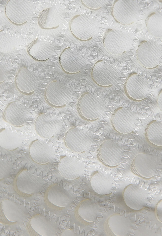 Traje de baño La Perla Onyx blanco recortado acolchado con detalle corte láser talla US 34 Foto 2 de 4