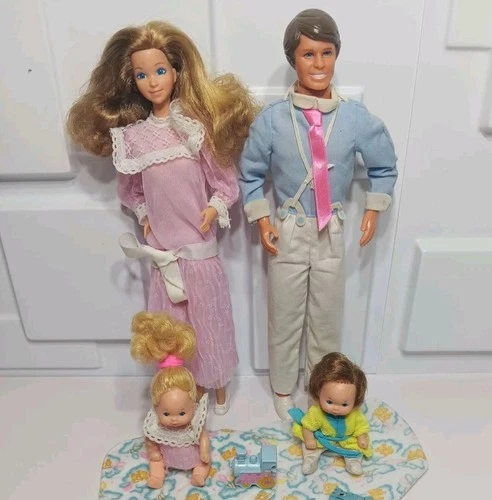 Vintage Barbie Heart Family Dolls~Dad Mom Girl Boy Family Set