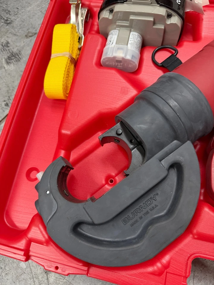 Herramienta de prensado inalámbrica BURNDY PAT 750XT 18V Foto 2 de 4