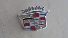 Vintage Cadillac Under Dash Tissue Dispenser Dash Emblem Logo Gm 1608437