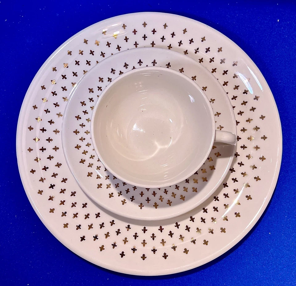 De colección Años 50 Homer Laughlin Flor de Lis Trigo Dorado 4 Piezas✨Juego Oro 22K✨y Blanco Foto 2 de 4