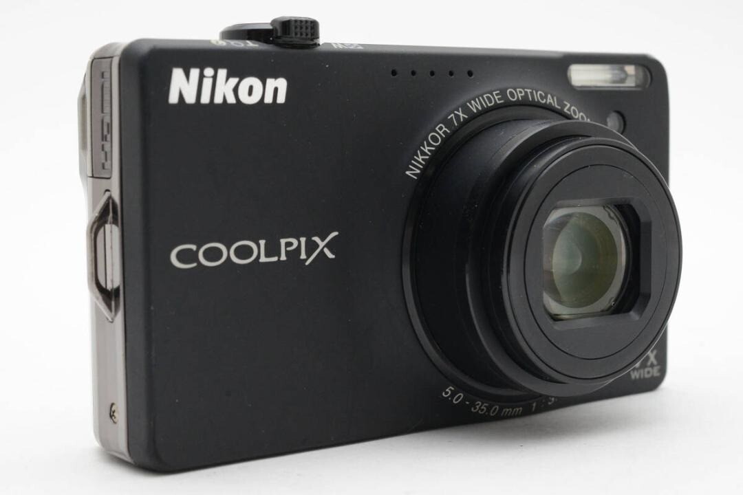 Nikon COOLPIX S6000 14.2MP 7x Optical Zoom CCD Digital