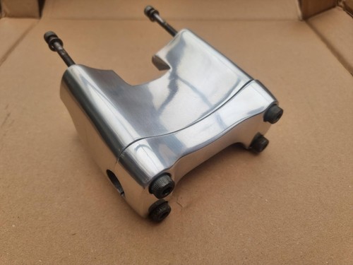 Yamaha Vmax V-max VMX 1200 Handlebar Holder Mount Riser Clamp - Aluminium (2) - 第 1/8 張圖片