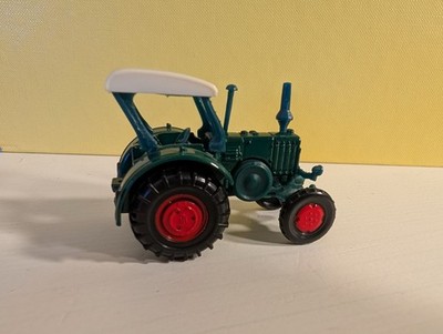 Siku 0861 Traktor Lanz Bulldog in dunkelgrün 1:64 _ ohne OVP _ NEU
