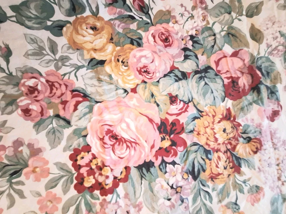 Vintage Ralph Lauren Allison Fabric Tablecloth Floral 101”x57” Country Cottage - Image 2 of 4